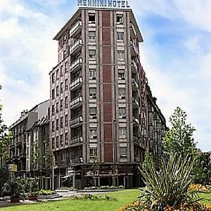 Mennini 3*, Milano Italia